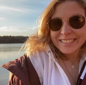 Meet your Posher, Julia